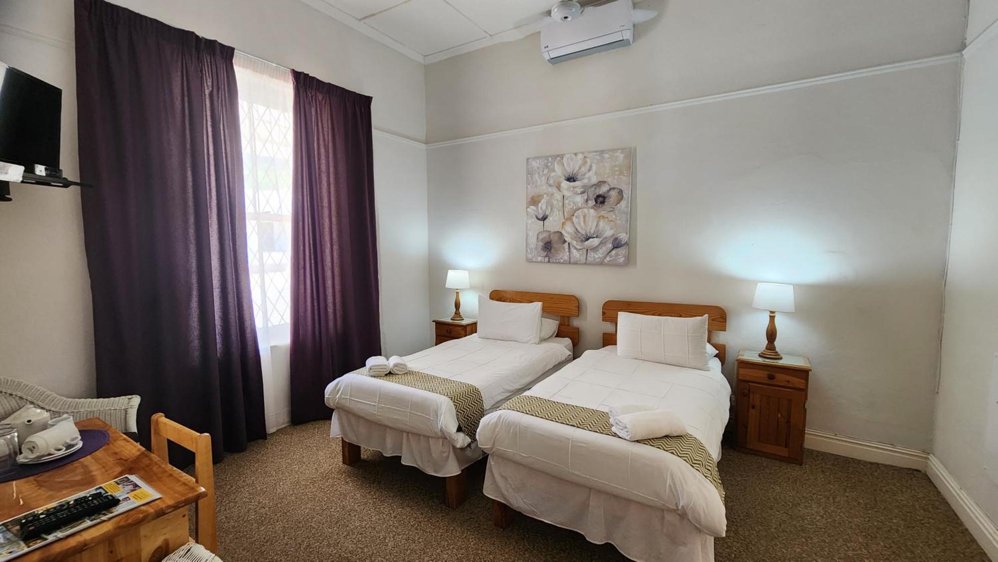 Country Village Graaff-Reinet エクステリア 写真