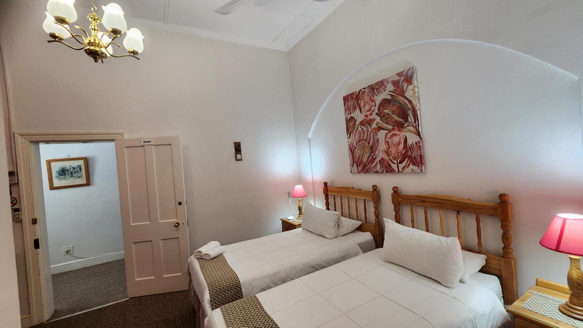 Country Village Graaff-Reinet エクステリア 写真